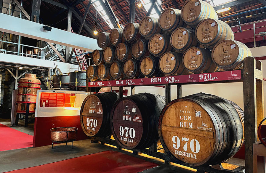 Coast view with small villages and ocean, blue sky in the midday sun